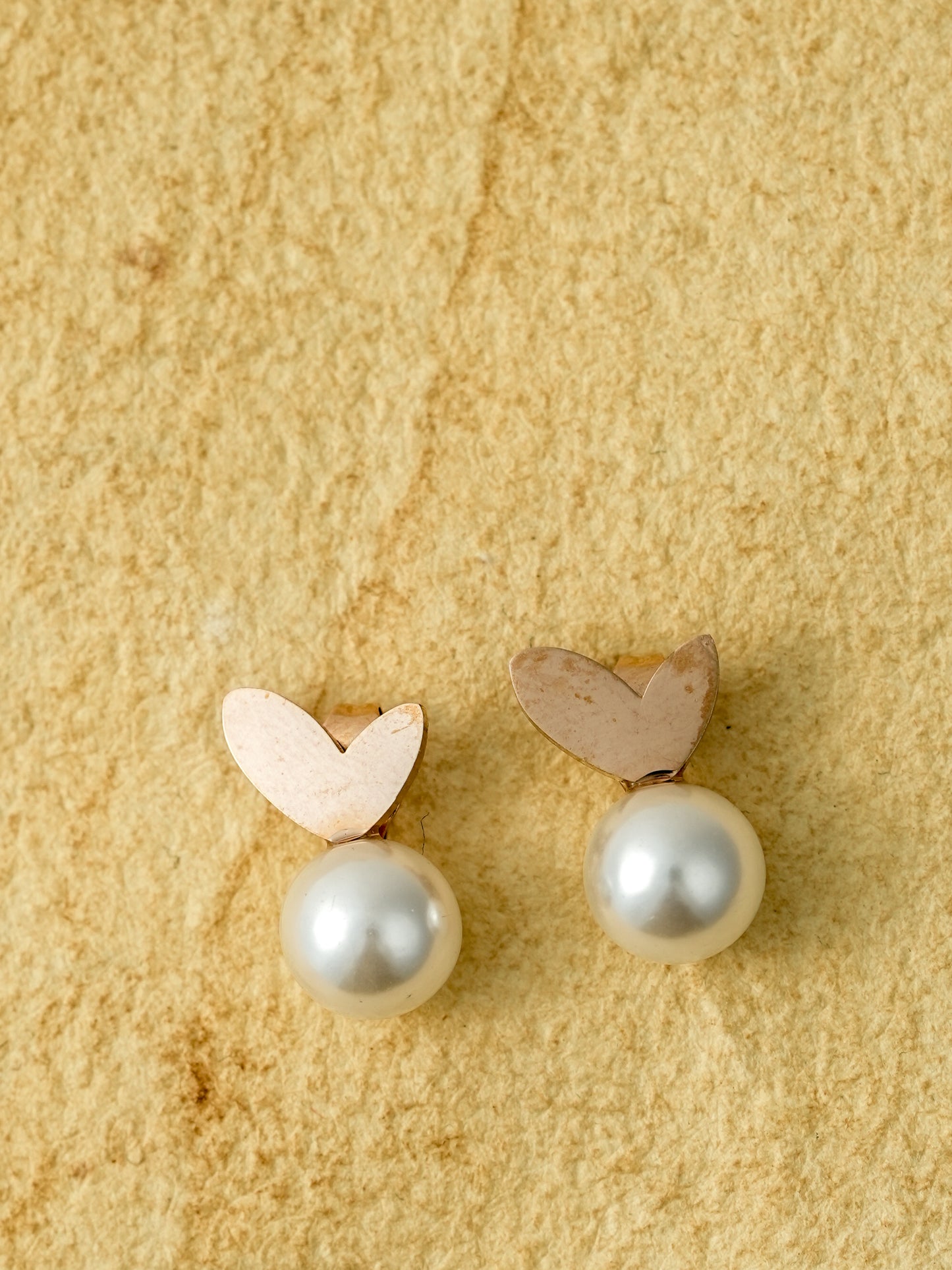 Rose Gold Heart & Pearl Stud Earrings
